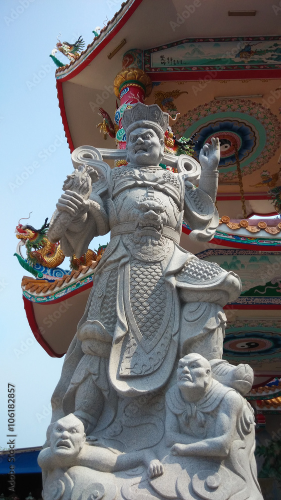 Obraz premium Stone statue in Chinese shrine in Thailand.