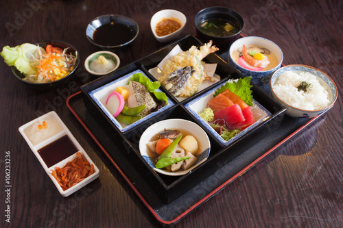 Japaneses food set 