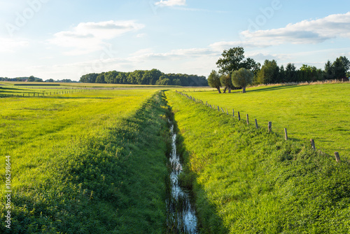 Photos Graben mit Feld in Deutschland