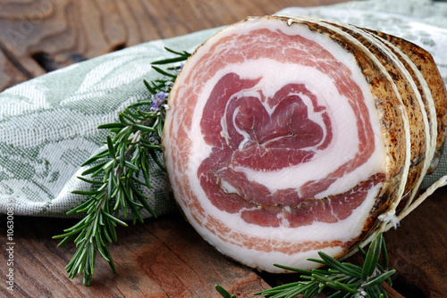 pancetta arrotolata