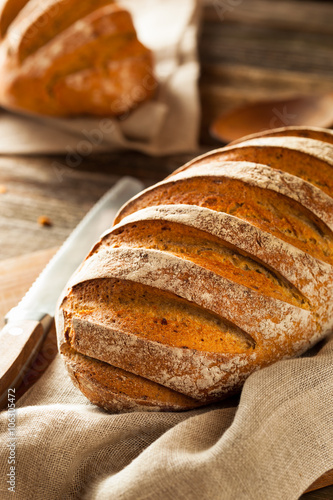 Homemade Crusty Rye Bread