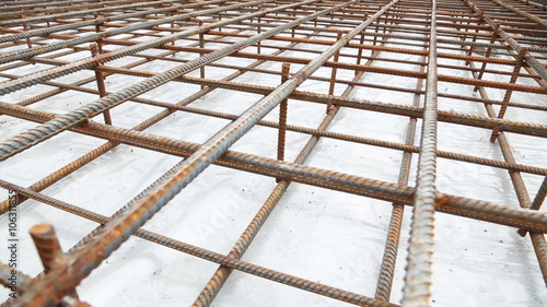 The monolithic pouring of the foundation