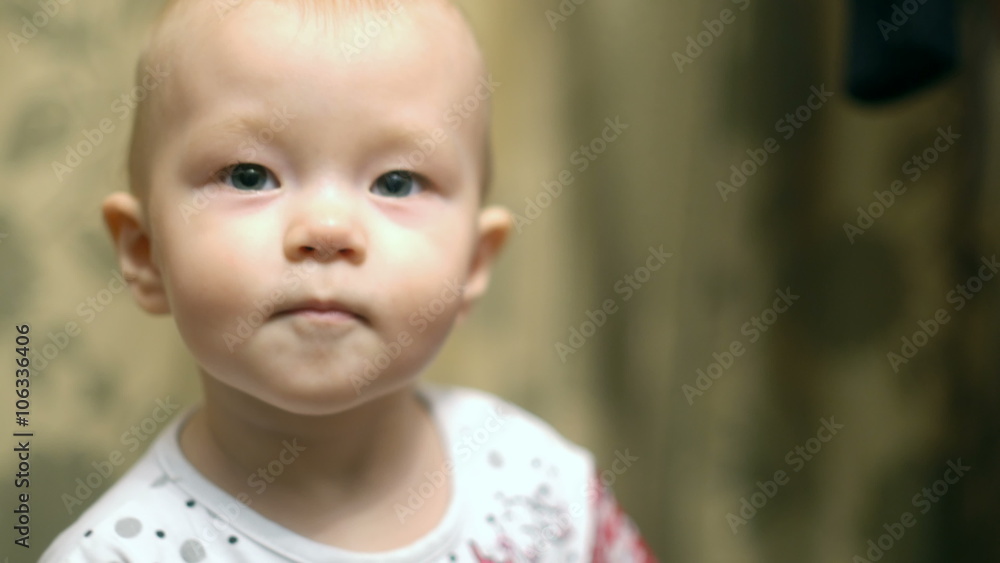 Portrait of baby girl indoors UHD (3840x2160)
Portrait of baby girl indoors UHD (3840x2160)