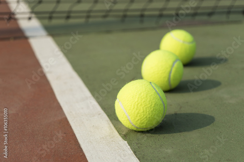 Tennis court with tennis ball © tatomm