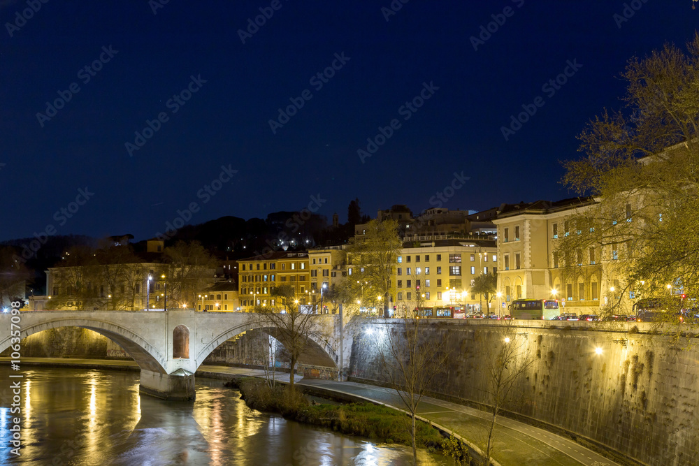 Rome at night, seen from Ponte Umberto bridge