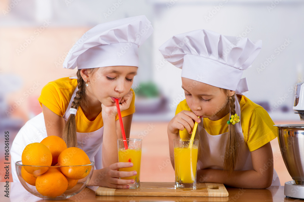 children do freshly squeezed orange juice children do freshly squeezed orange juice