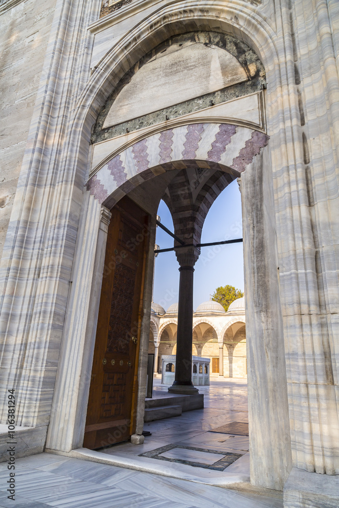 Fototapeta premium Grand Ottoman mosque gate, marble ancient gateway