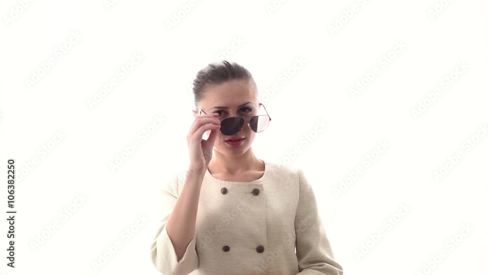 woman remove tsunglasses woman remove tsunglasses