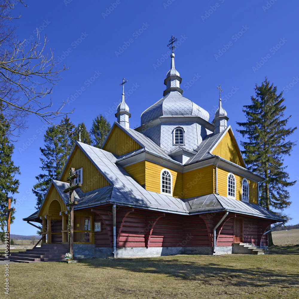 Drewniana cerkiew w GŁadyszowie