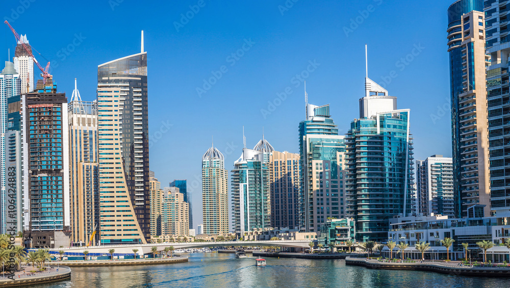 Fototapeta premium Panorama of Dubai marina