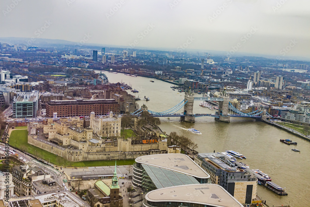 Fototapeta premium Aerial View of Tower Bridge in London