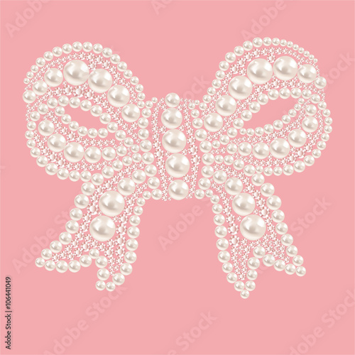 Cute bow with pearls and diamonds.