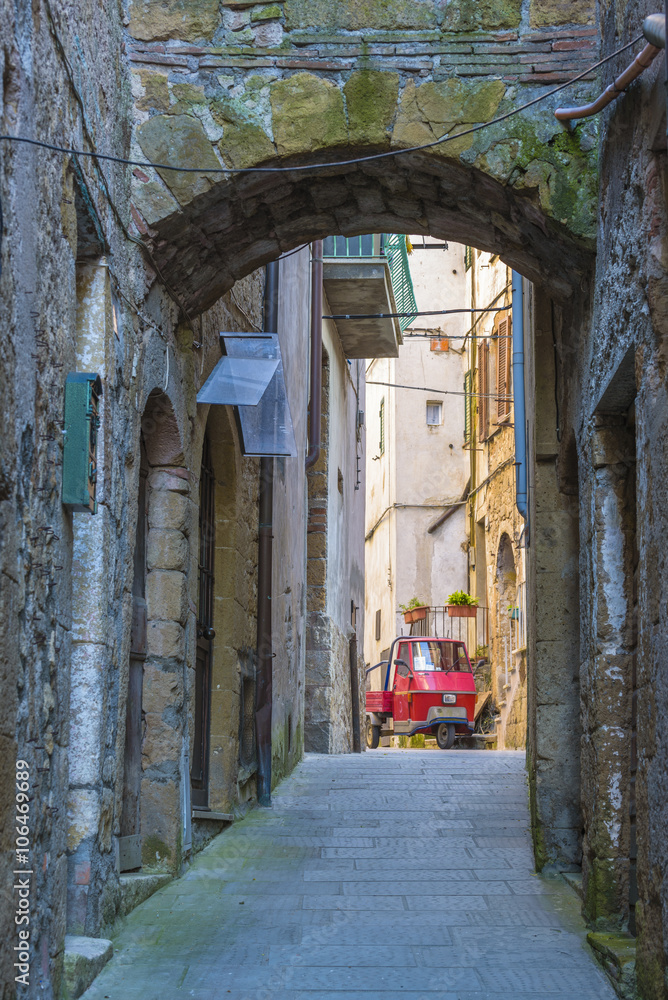 Fototapeta premium Beautiful magical nooks in the medieval town of Pitigliano.