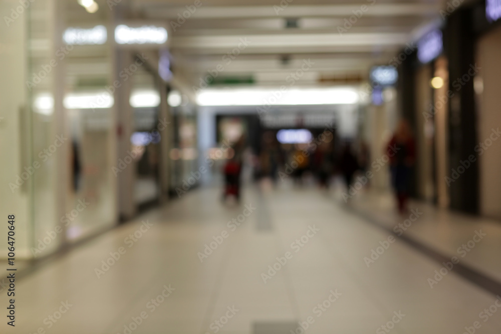 Blurred photo of hall of shopping center