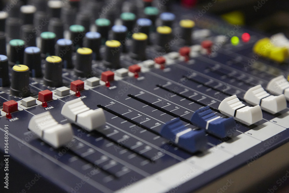 Audio musical mixer Audio musical mixer