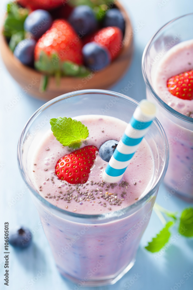 healthy strawberry blueberry smoothie with chia seed healthy strawberry blueberry smoothie with chia seed