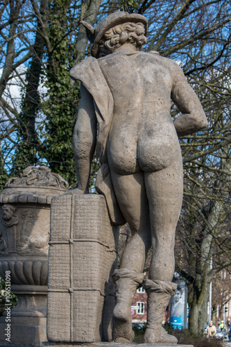Statue Merkur auf der Puppenbrücke Lübeck Schleswig-Holstein