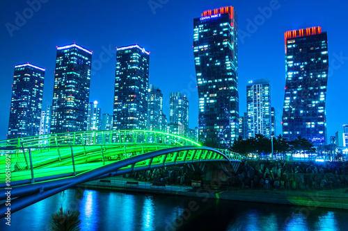 City of the Future Songdo South Korea in night © vichly4thai