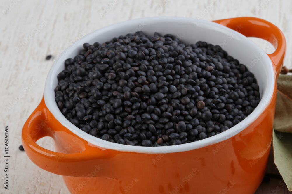 Black lentils