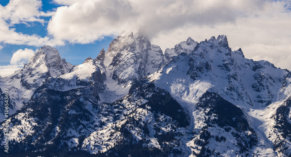 The snow-covered peaks of the Grand Teton National Park on a spectacular winter day in Wyoming