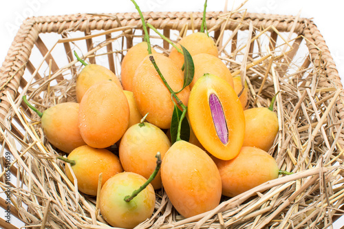  plum mango or Maprang
