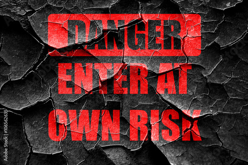 Valokuva Grunge cracked enter at own risk
