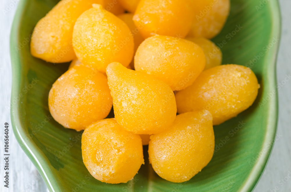 Tong Yod (Sweet Egg Yolks Drops) Tong Yod (Sweet Egg Yolks Drops)