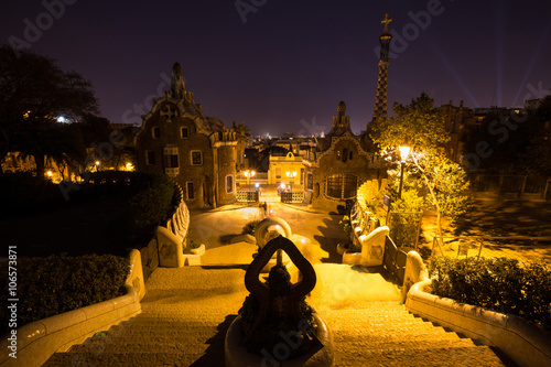 Canvastavla park guell barcelona spain at night