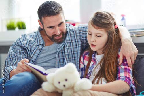 Fotografie Reading aloud