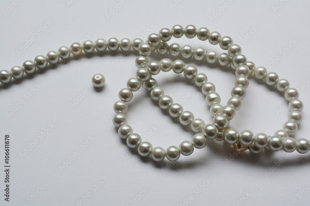 pearls, pearl necklaces pearls, pearl necklaces