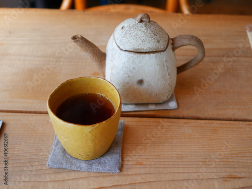 Pottery tea and teapot 