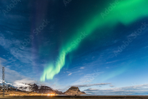 Wallpaper Mural Northern Light over Grundarfjordur town, West Iceland spread through Kirkjufell  Torontodigital.ca