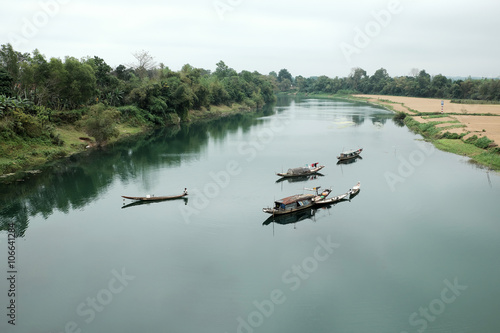 landscape, row boat, river, poor Vietnam