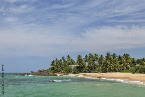 Fototapeta Naklejka Na Ścianę i Meble -  красивый берег океана Шри Ланка