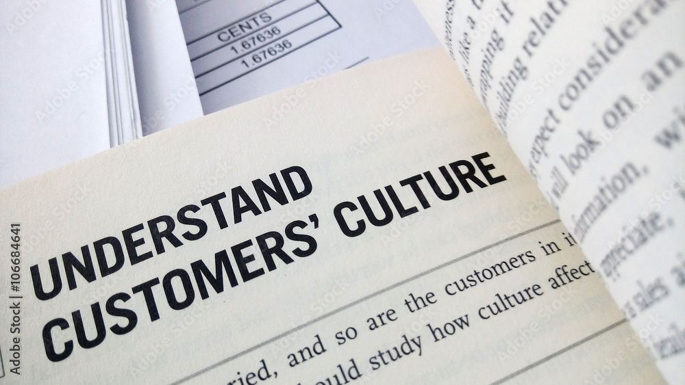 Obraz premium Understand customer culture word on the book