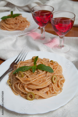 Спагетти с вином