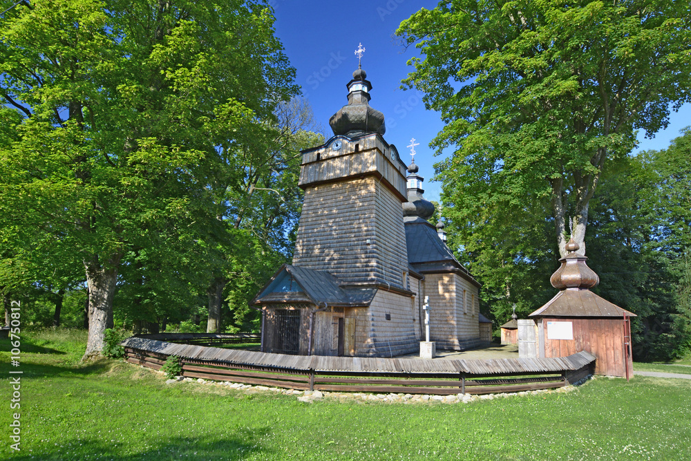 Drewniana cerkiew w Hańczowej