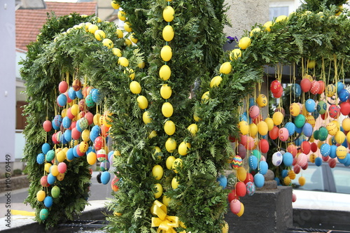 Fountain decorated Easter eggs / Well decorated Easter eggs photo