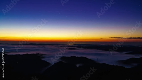 Sea of Cloud & Sunrise Timelapse