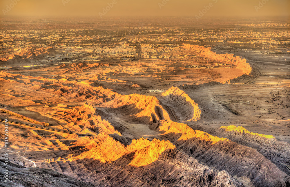 Fototapeta premium View of Al Ain from Jebel Hafeet mountain - UAE
