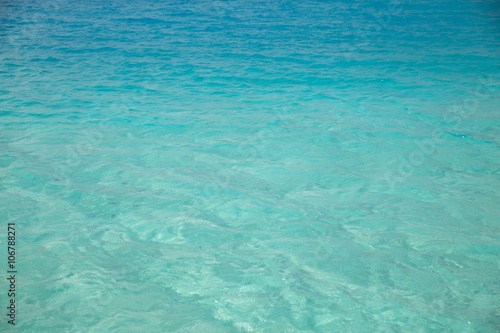 morze lub ocean niebieski przezroczysta woda