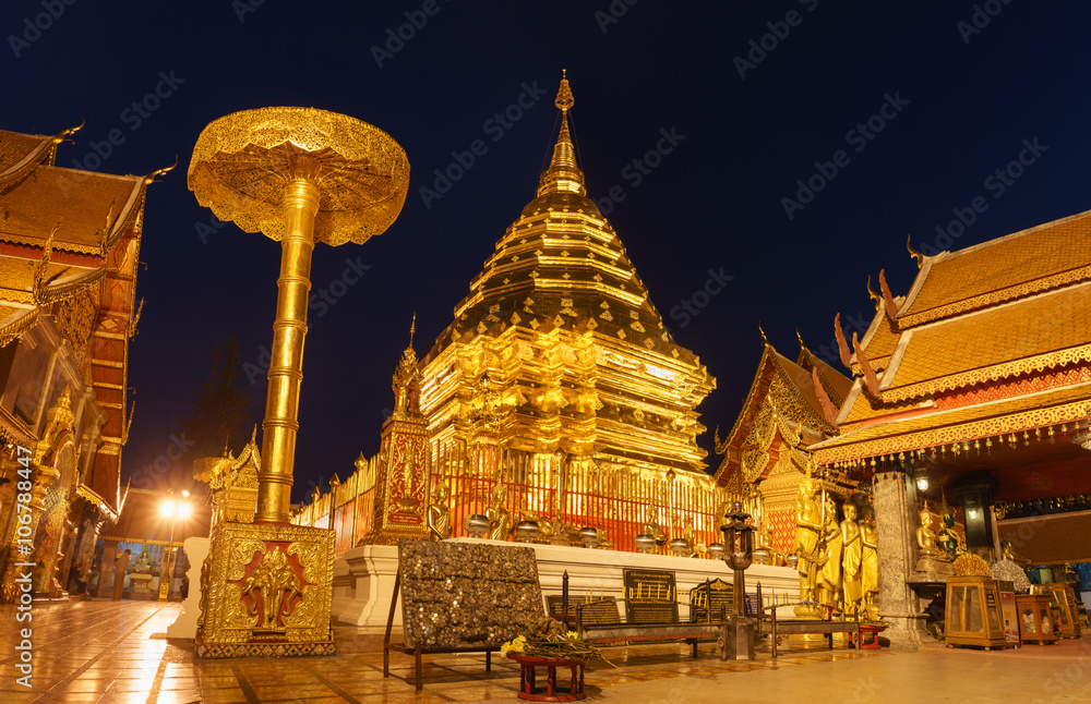 Fototapeta premium Wat Phra That Doi Suthep