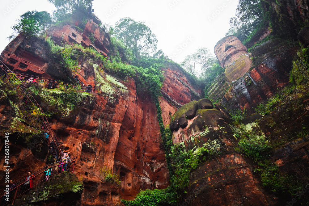 Fototapeta premium The 71m tall Giant Buddha (Dafo), carved out of the mountain in the 8th century CE, Leshan, Sichuan province