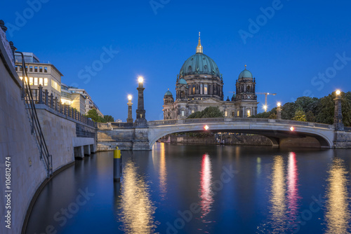 Berlin Cathedral (Berliner Dom) on Museum Island (Museumsinsel) and bridge (Friedrichsbruecke) over Spree River at evening, Berlin Mitte, Germany, Europe 