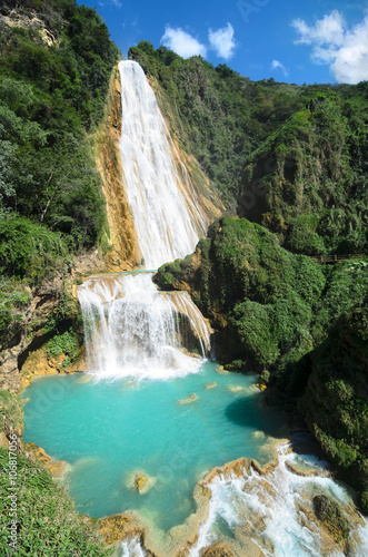 Stunning view to El Chiflon waterfall