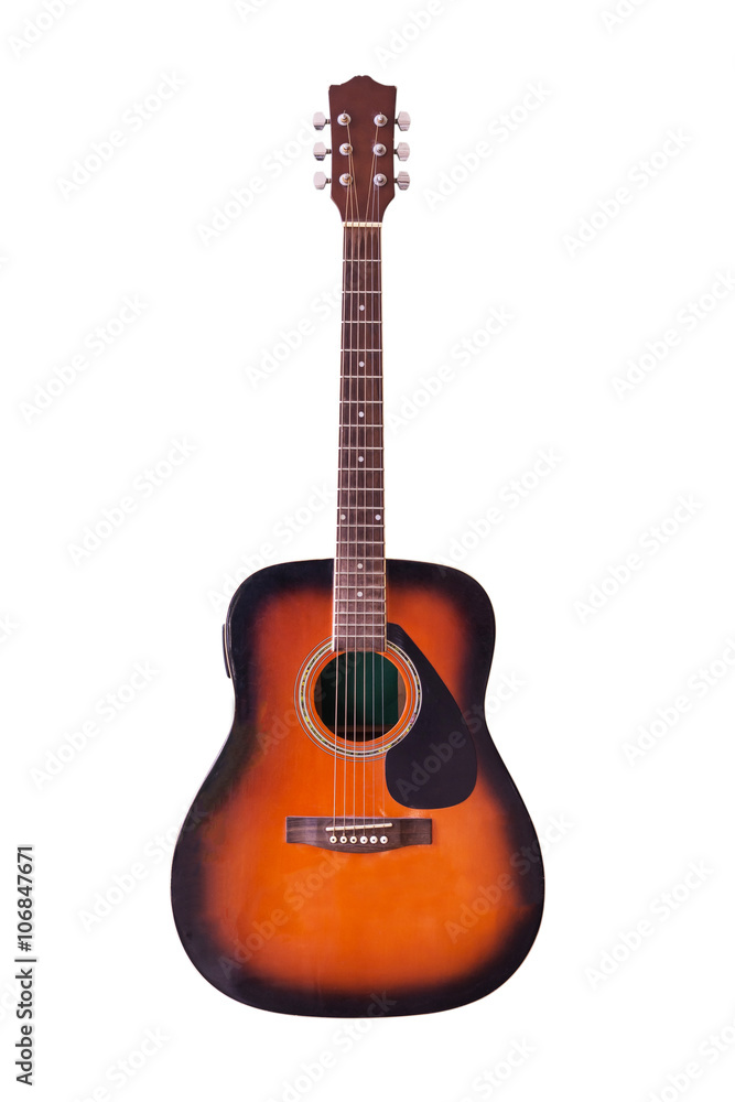 Obraz premium Brown wooden acoustic guitar isolated on white background