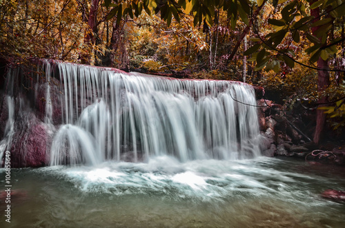 Fototapeta Naklejka Na Ścianę i Meble -  waterfall, Natural background