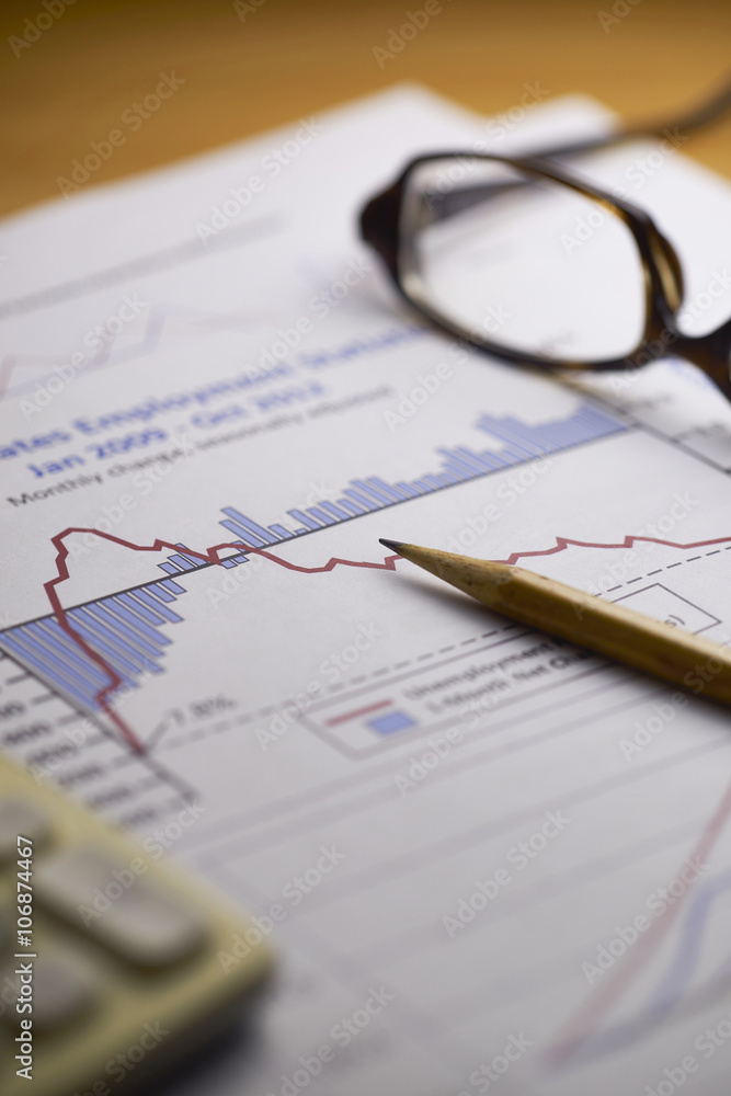 Financial data analyzing Financial data analyzing