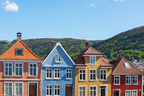 Colourful house facades in Bergen, Norway © Lars Johansson