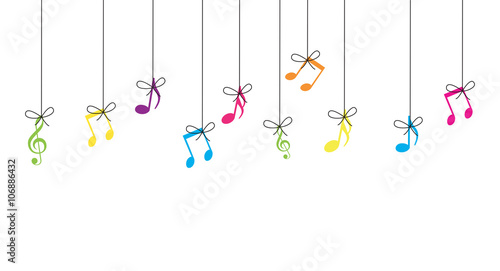 notes de musique suspendues